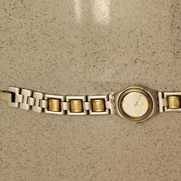 SWATCH Silver and Gold watch - Picture 6 of 8